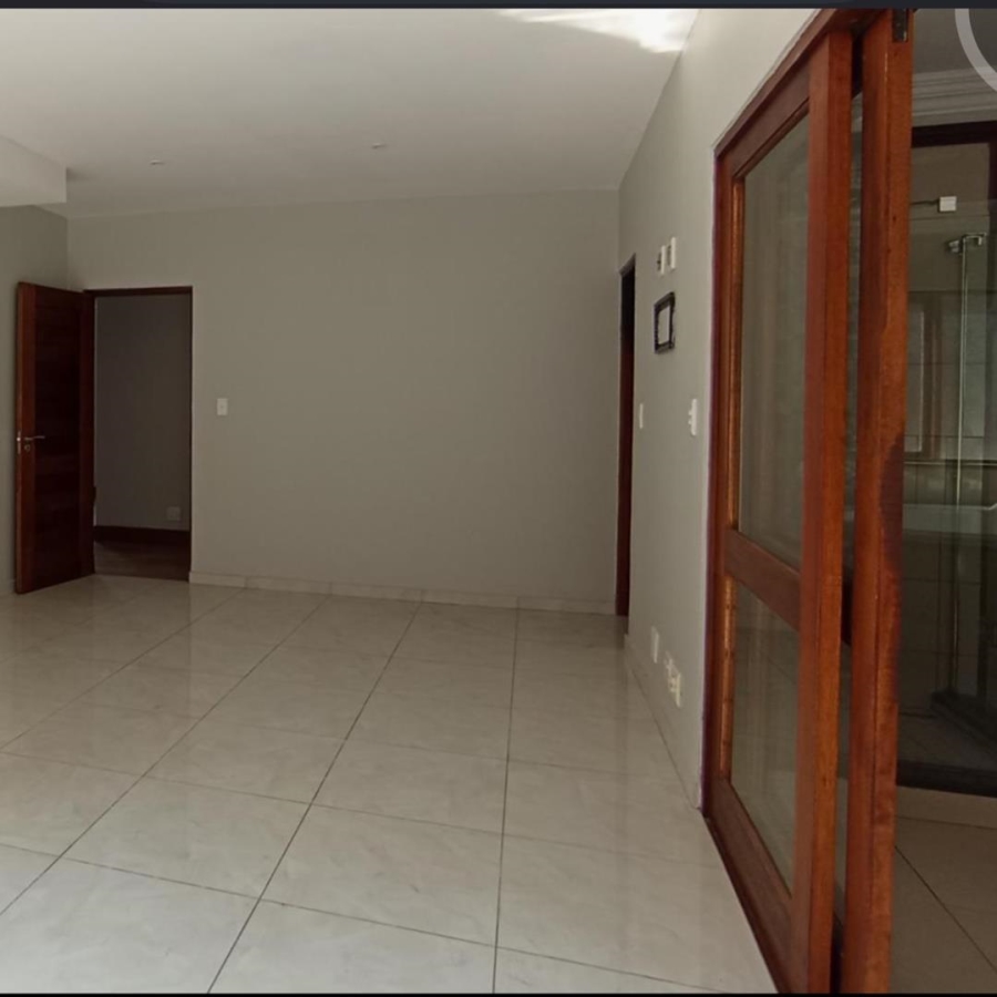 5 Bedroom Property for Sale in Xanadu Eco Park North West